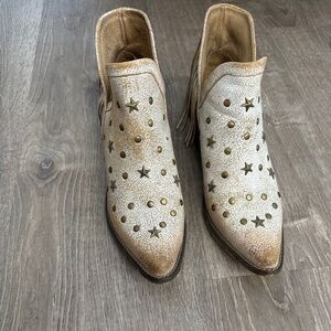 Circle G Fringe Western Boots